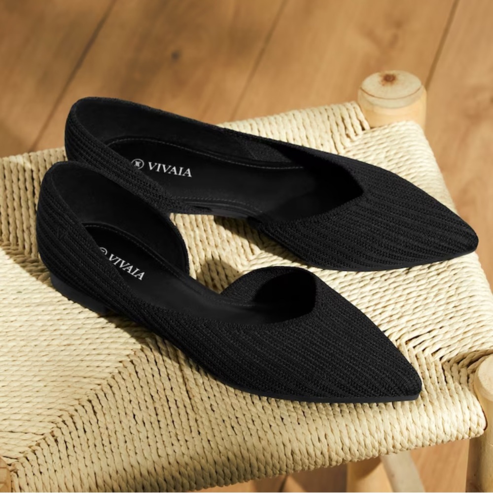 ✖️SOLD✖️•VIVAIA• Pointed-Toe Flats (Melia 2.0 Classic) in Black - Picture 14 of 15